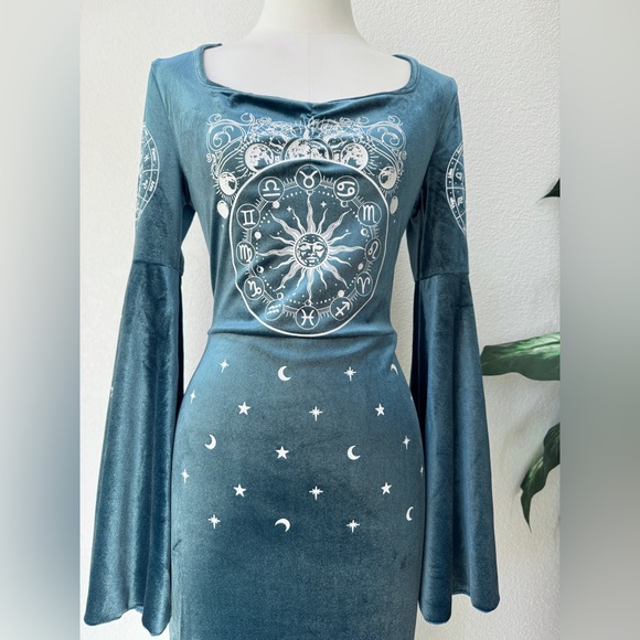 Willow Buffy Inspired Teal Velvet Maxi Dress Zodiac Celestial Design S/M - Picture 2 of 6